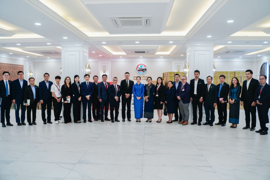 aeon-group-cooperation-ministry-of-commerce-cambodian-evacuees-donation